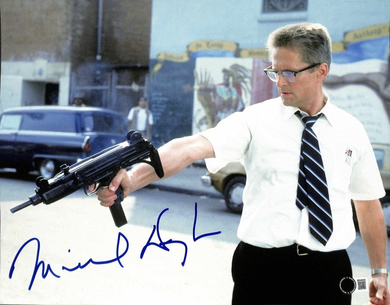 Michael Douglas Falling Down Signed 11x14 Photo 10 Auto  BECKETT Grad Collection0