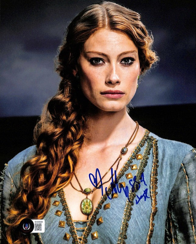 Vikings Alyssa Sutherland Signed 8x10 Photo BECKETT (Grad Collection)0