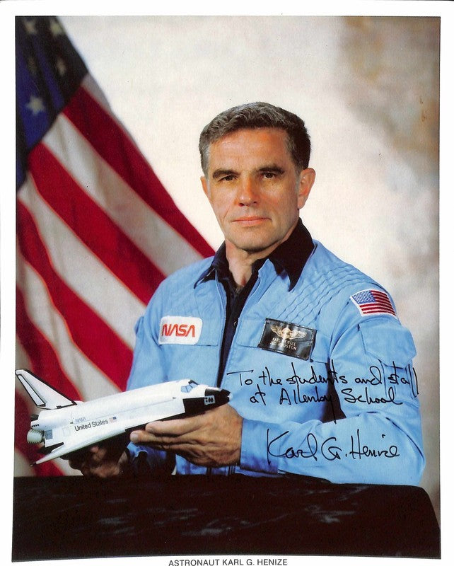 Astronaut Karl G. Henize Signed 8x10 NASA Photo STS-51F Challenger BECKETT0