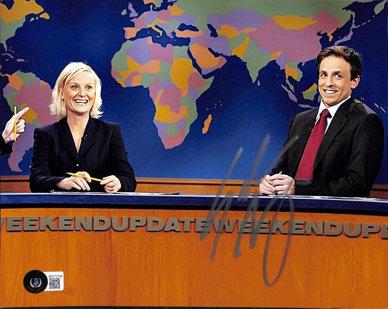 SNL Seth Meyers Signed 8x10 Photograph BECKETT (Grad Collection)0
