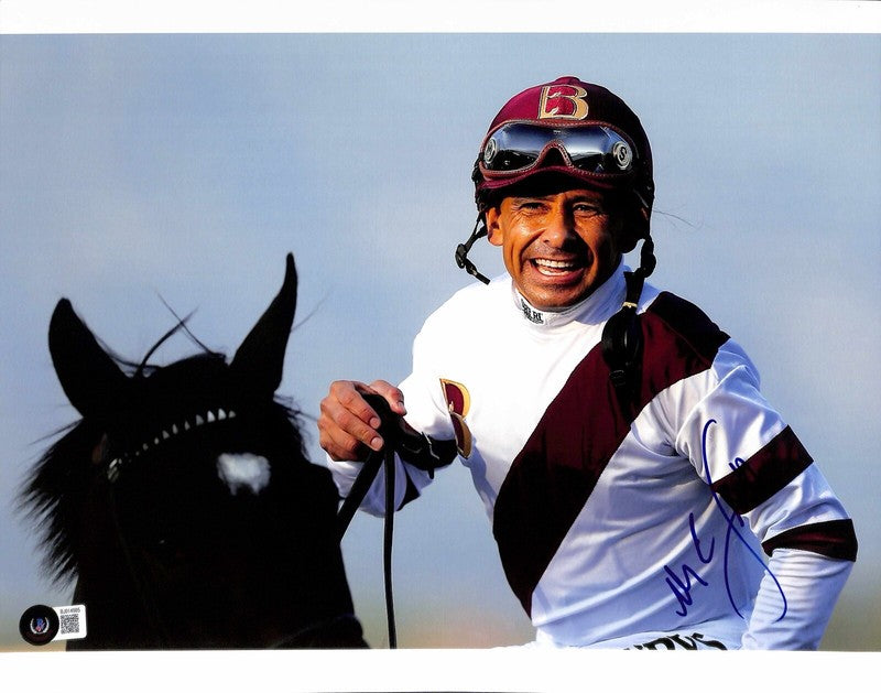 Mike Smith Legendary Jockey Signed 11x14 Photograph BECKETT 0