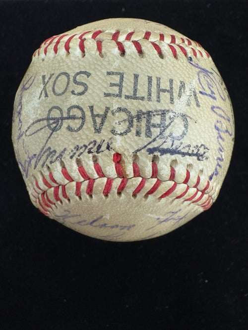 1957 Chicago White Sox Signed Team Baseball x29!  BECKETT LOA (Grad Collection)1