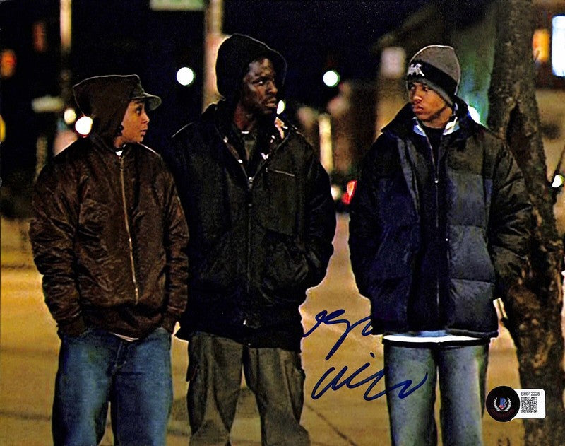 The Wire Gbenga Akinnagbe “Chris Partlow” Signed 8x10 BECKETT Grad Collection0