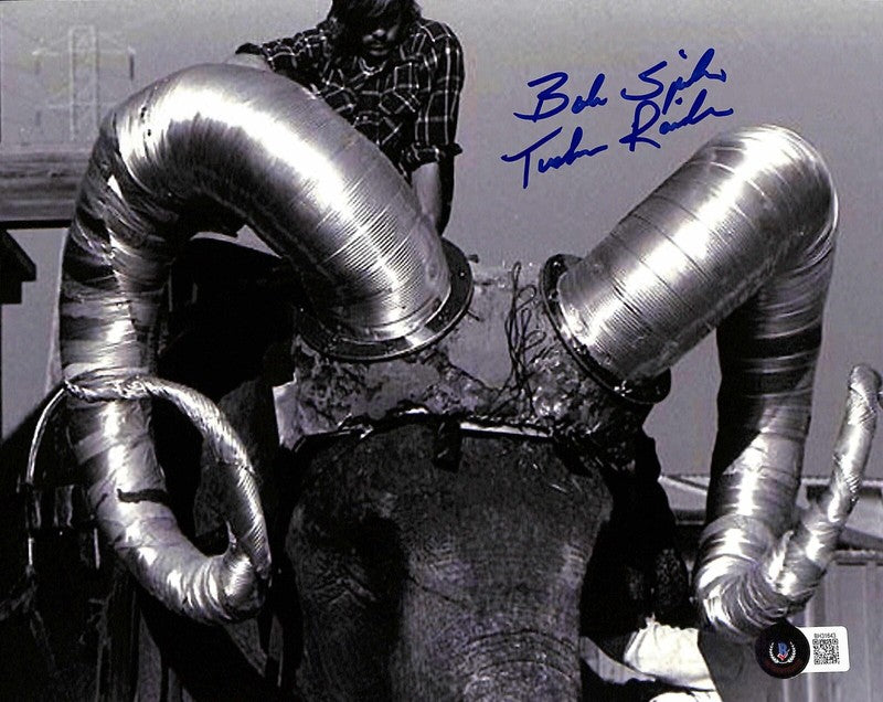 Bob Spiker Star Wars ANH Original Tusken Raider Signed 8x10 Photo BECKETT 0