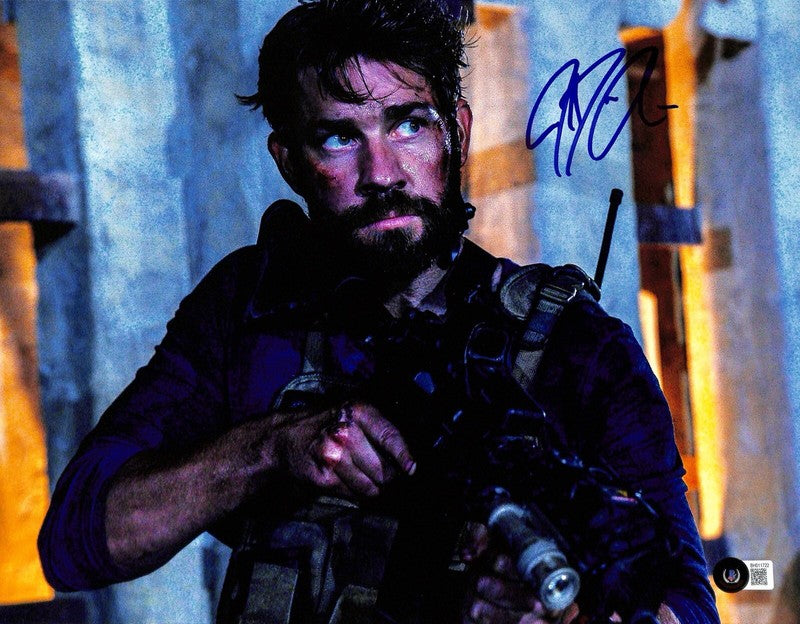 John Krasinski  13 Hours Signed 11x14 Photograph BECKETT (Grad Collection)0
