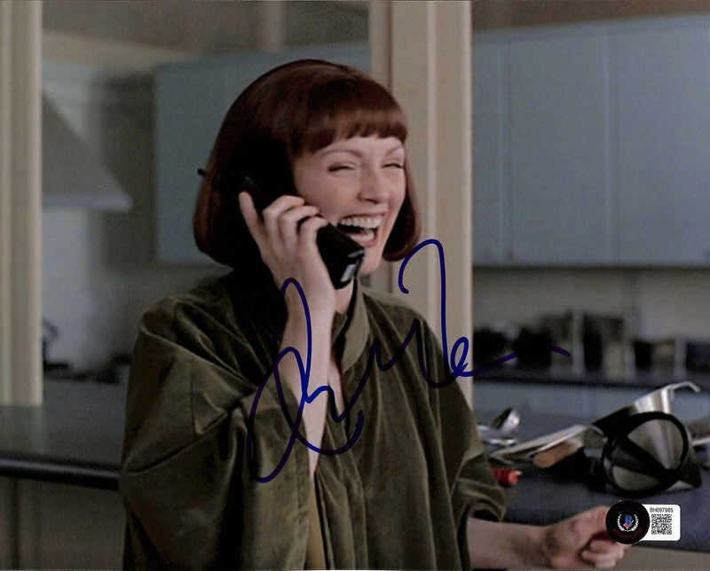 The Big Lebowski Julianne Moore Signed 8x10 Photo BECKETT (Grad Collection)0