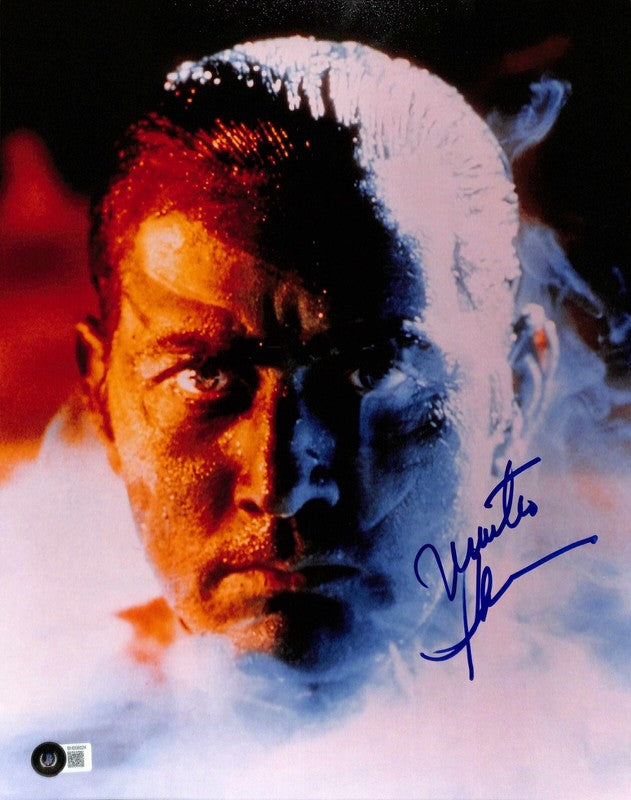 Martin Sheen “Cap. Benjamin Willard” Apocalypse Now Signed 11x14 Photo BECKETT0