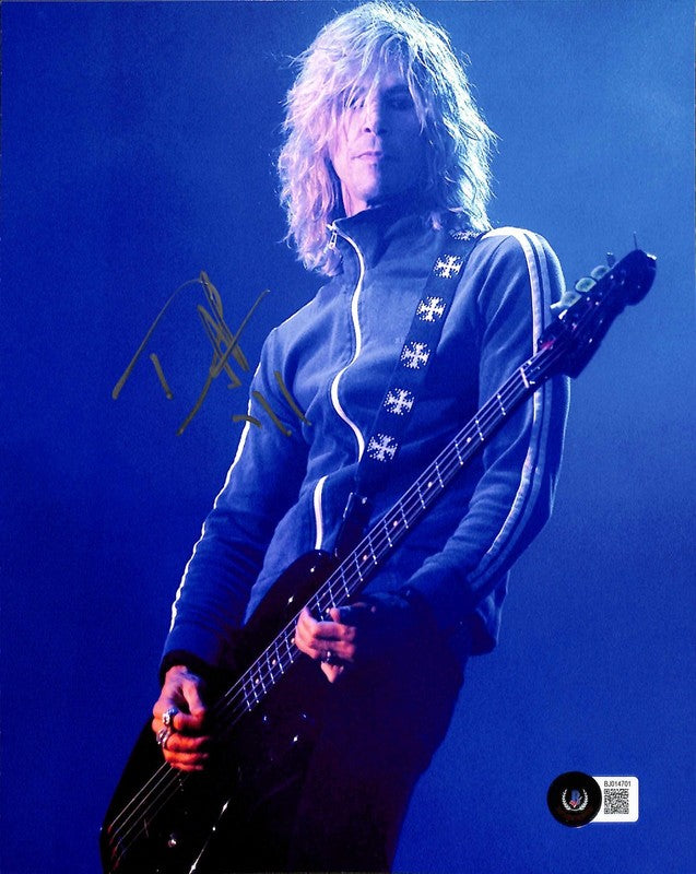 Guns N Roses Bassist Duff McKagan Signed 8x10 Photo BECKETT (Grad Collection)0