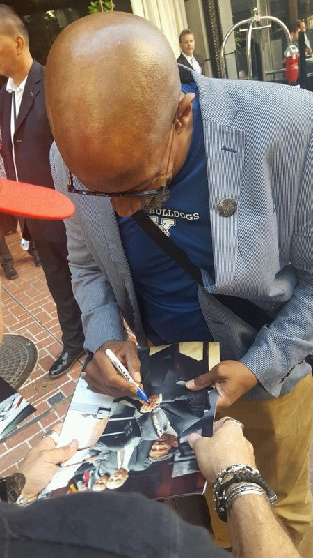 Reg E Cathey  The Wire Signed 11x14 Photo BECKETT Grad Collection2