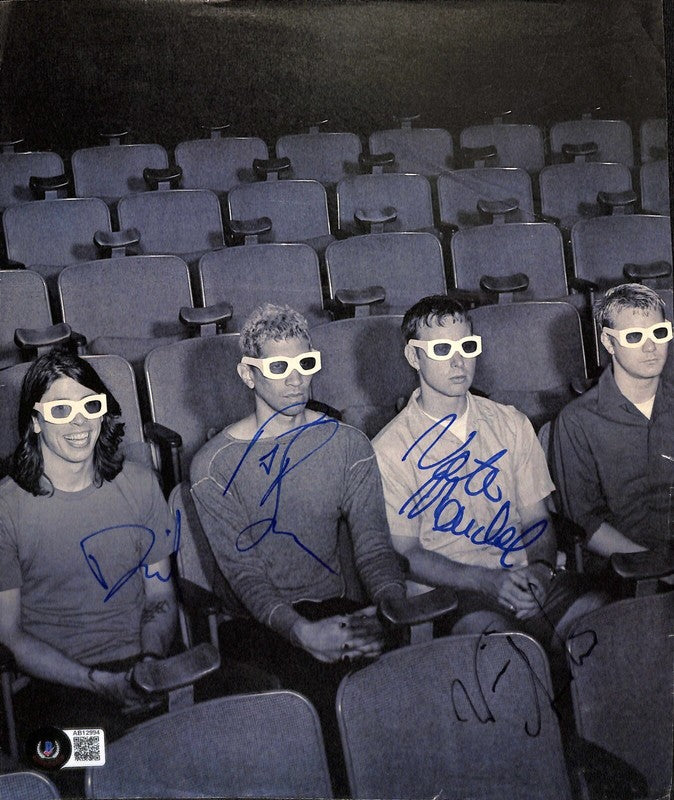 Foo Fighters Original Lineup VINTAGE Signed Magazine Photo all 4! BAS0