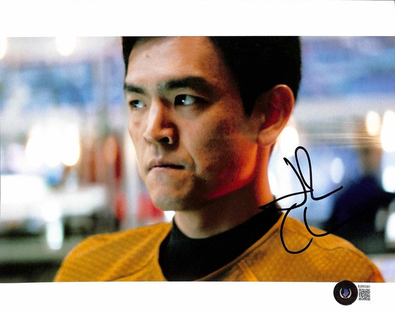 Star Trek 8x10 John Cho Signed Sulu Photo BECKETT0