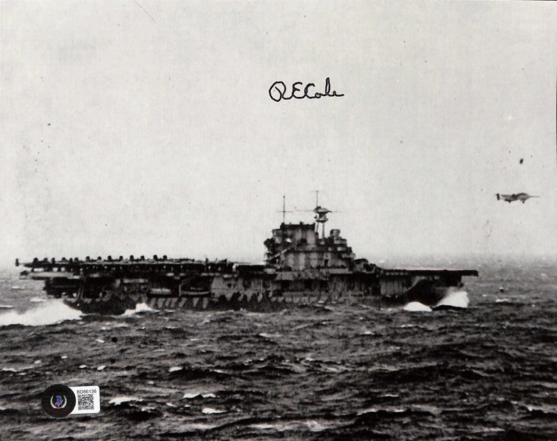 Richard Cole Signed 8x10 WWII Doolittle Raiders USS Hornet Auto BECKETT0