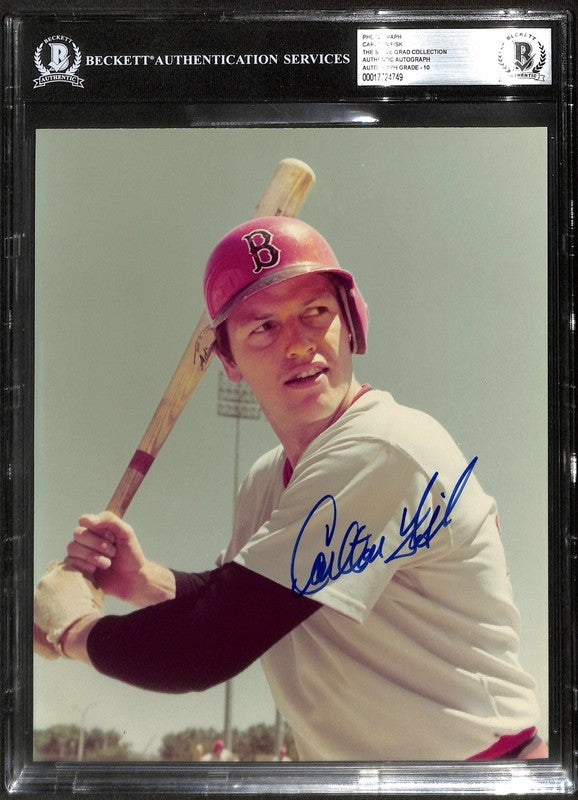 CARLTON FISK SIGNED 8x10 RED SOX PHOTO MID 1970s AUTO GRADE 10 BECKETT0