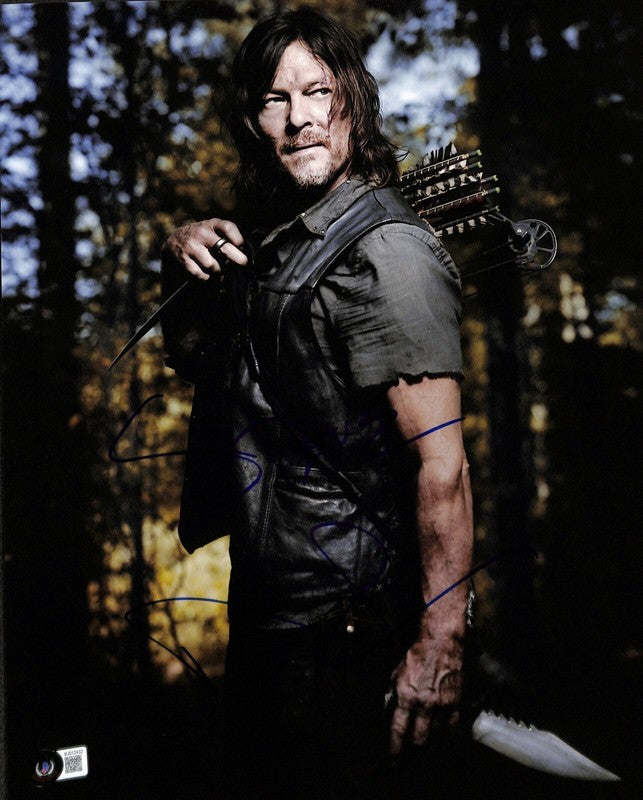 Norman Reedus “Daryl Dixon” The Walking Dead Signed 11x14 Photograph BECKETT0