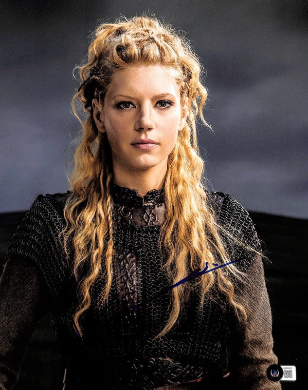 Katheryn Winnick “Lagertha” Vikings Signed 11x14 Photo BECKETT (Grad Collection)0