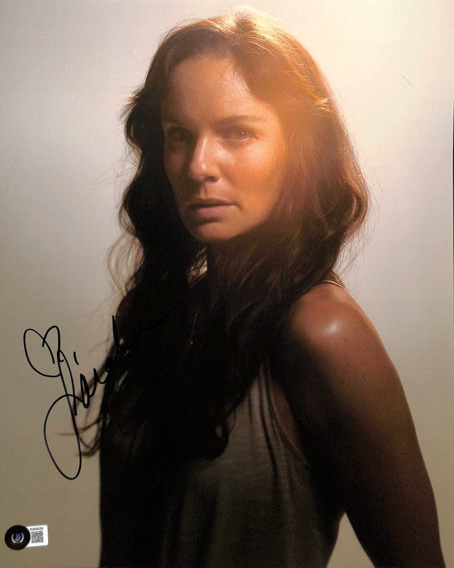 "The Walking Dead” Sarah Wayne Callies Signed 11x14 Photo BAS (Grad Collection)0
