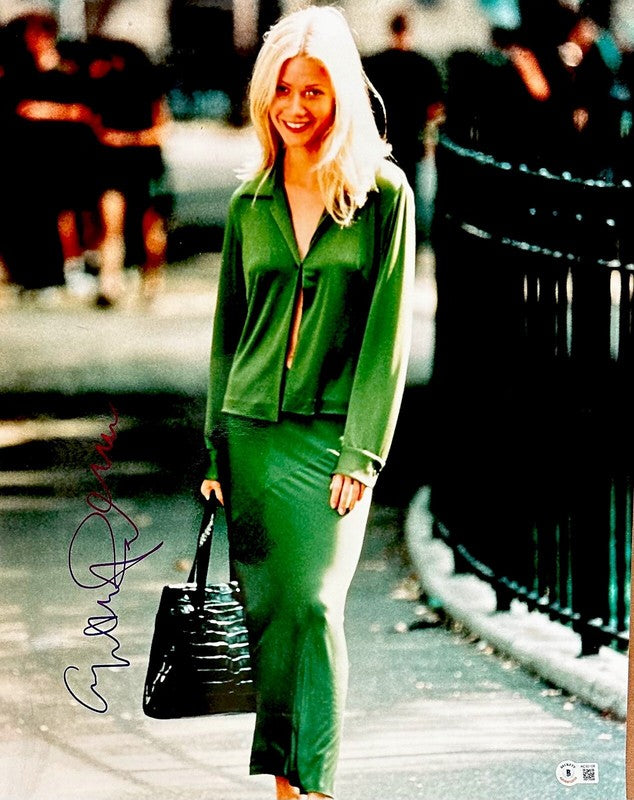 Gwyneth Paltrow Signed 16x20 Photograph Auto 10  BECKETT (Grad Collection)0
