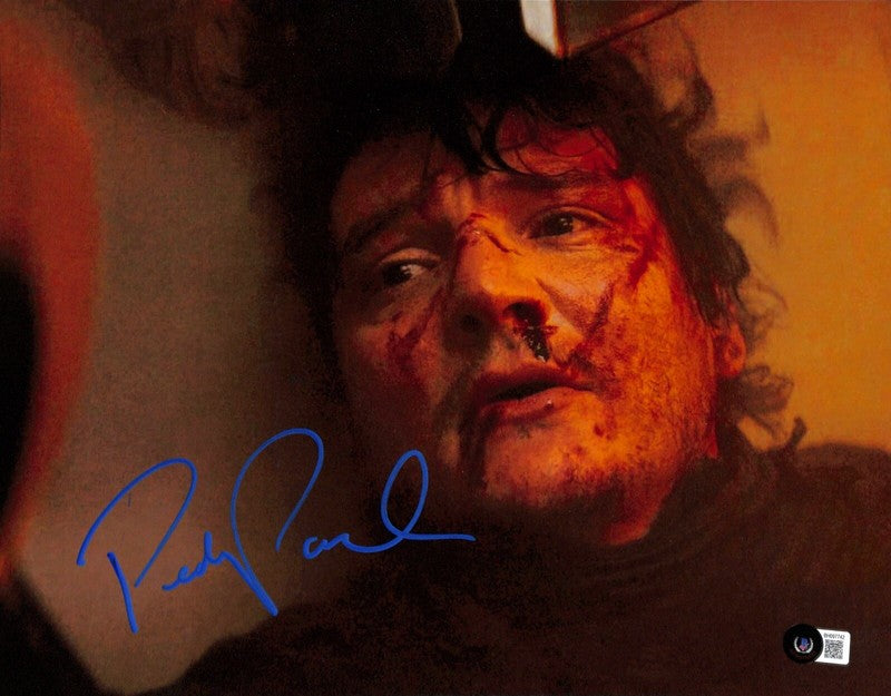 Pedro Pascal "The Mandalorian" SW Signed 11x14 Photo BECKETT (Grad Collection)0