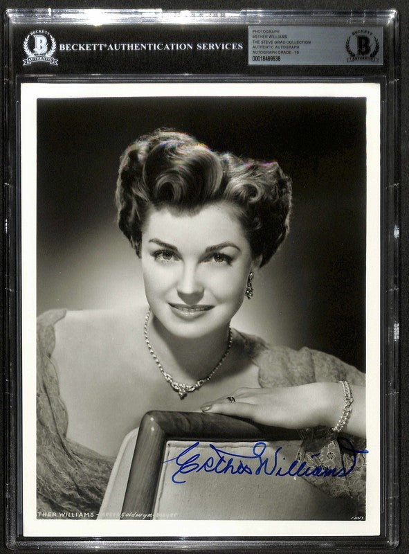ESTHER WILLIAMS Signed 8x10 MGM Star Photo AUTO GRADE 10 BECKETT BAS0