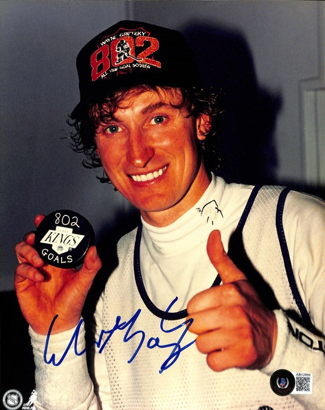 Wayne Gretzky Signed 8x10 Color Photograph BAS Authenticated (Grad Collection)0