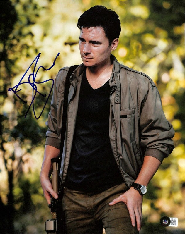 Daniel Bonjour “Aiden Monroe” The Walking Dead Signed 11x14 Photograph BECKETT0