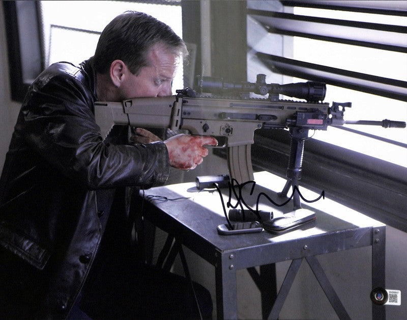Kiefer Sutherland“Jack Bauer” 24 Signed 11x14 Photo  BECKETT (Grad Collection)0
