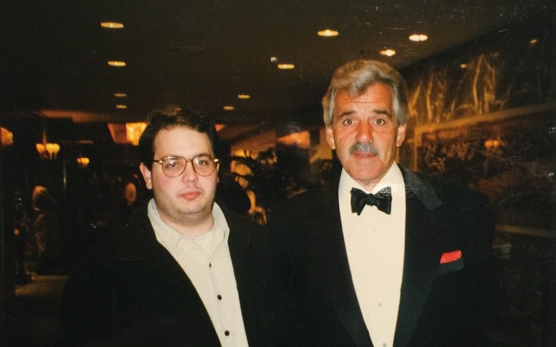 Dennis Farina Cousin Avi Snatch Signed 8x10 Photograph BAS (Grad Collection)1