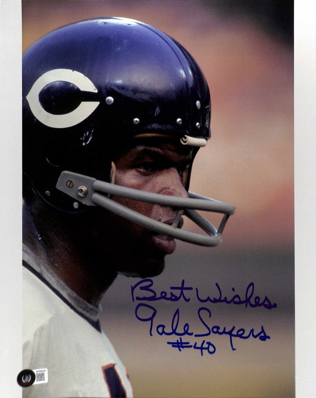 Gale Sayers Chicago Bears Signed 11x14 Photograph BECKETT (GRAD COLLECTION)0