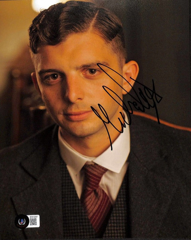 Michael C. Fox "Andrew Parker" Downton Abbey Signed 8x10 BECKETT Grad Collection0
