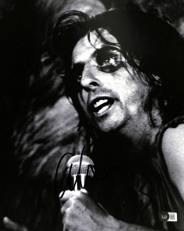 Alice Cooper Signed 11x14 Photo – Shock Rock Legend – Beckett (Grad Collection)0
