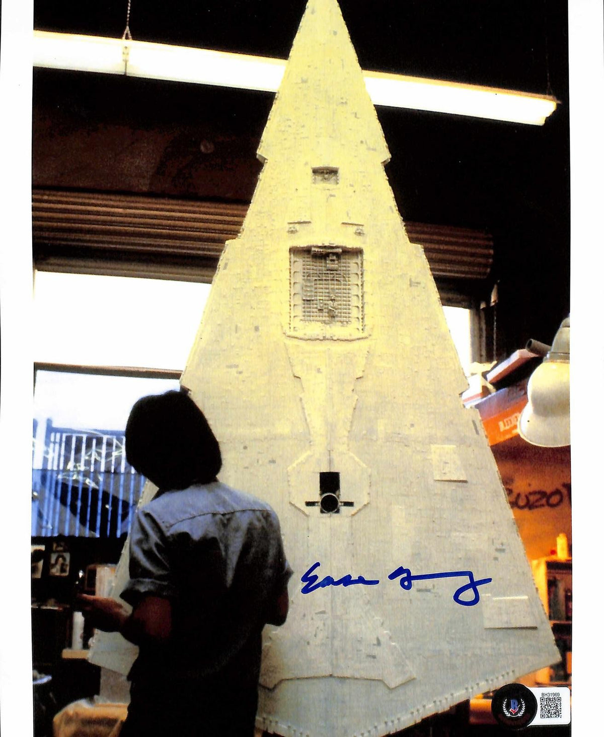 Ease Owyeung Signed Star Wars ESB ILM 8x10 Photo Beckett Authenticated0