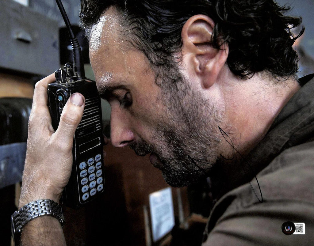 Andrew Lincoln Signed The Walking Dead Photo 11x14 Beckett Authenticated0