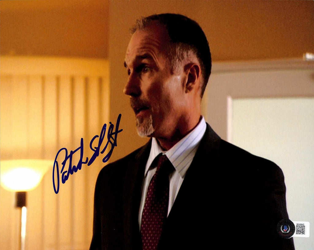 Patrick St. Esprit Signed "Elliott Oswald" SOA Photograph 8x10 Beckett0