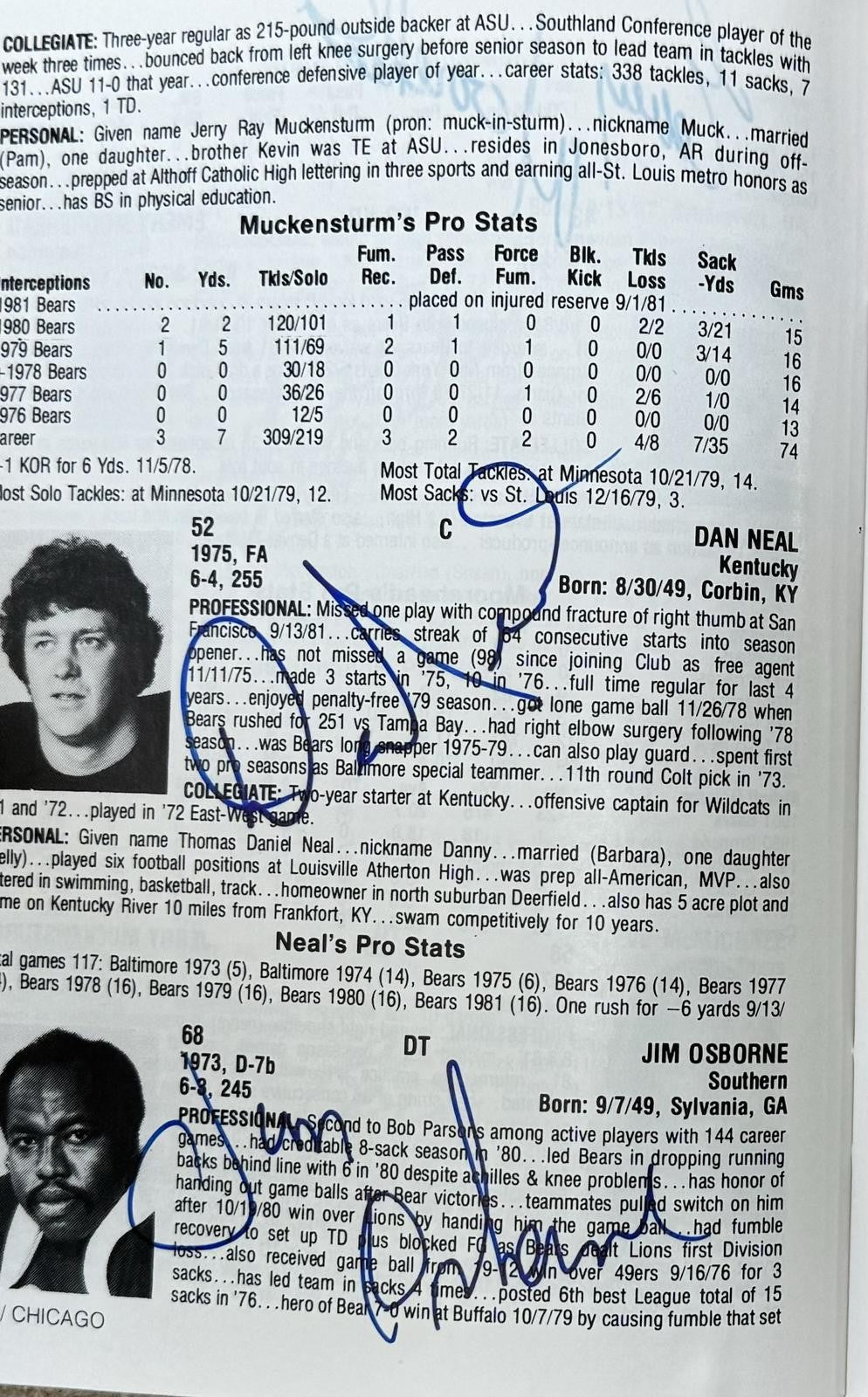 1982 Chicago Bears Signed Official Media Guide By 48! Payton Ditka BAS9