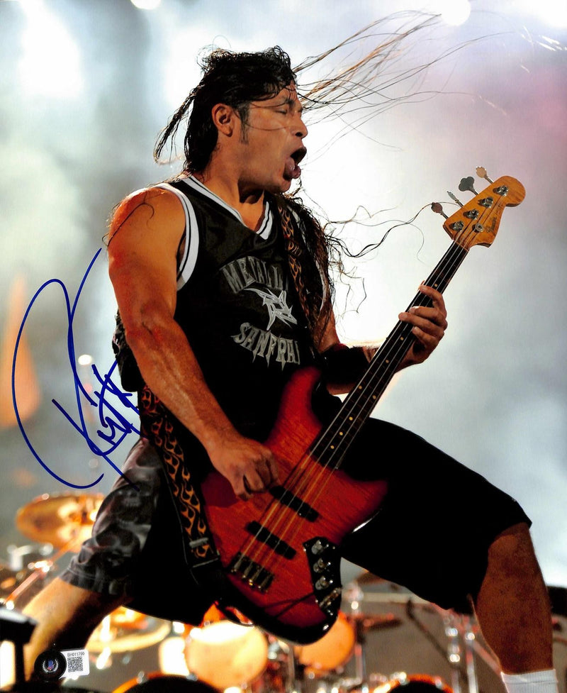 Robert Trujillo Metallica Bass Player Signed Concert Photograph 11x14 BECKETT0