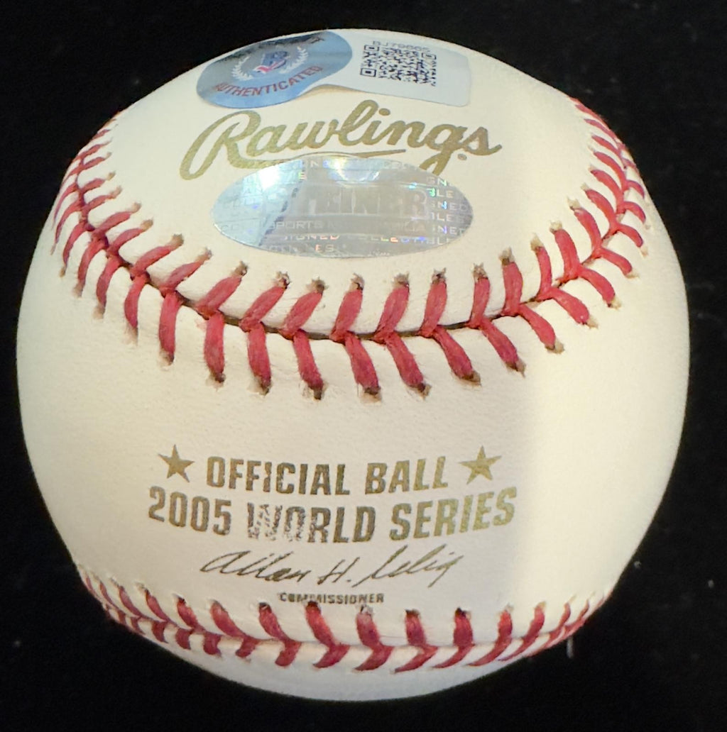Scott Podsednik White Sox Signed 2005 World Series Baseball Beckett1