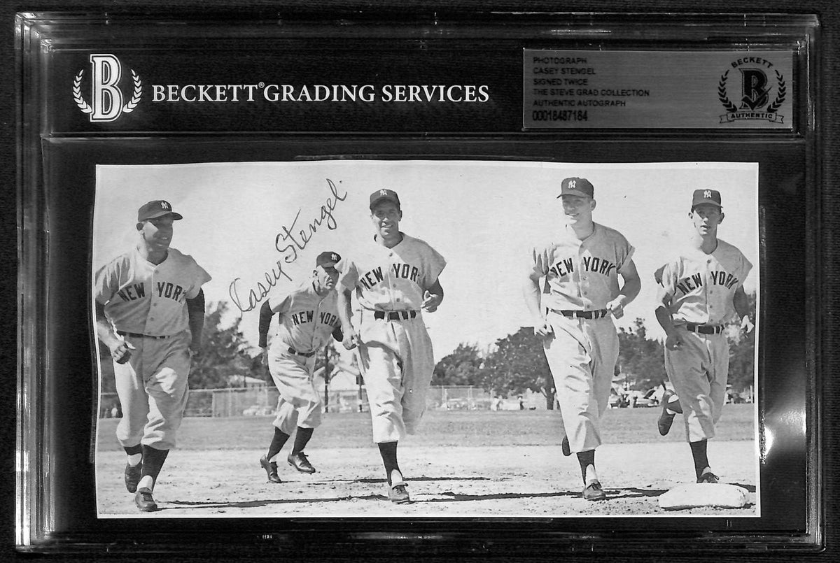 Casey Stengel Yankees Legend Signed Twice Yankees Photo Beckett0