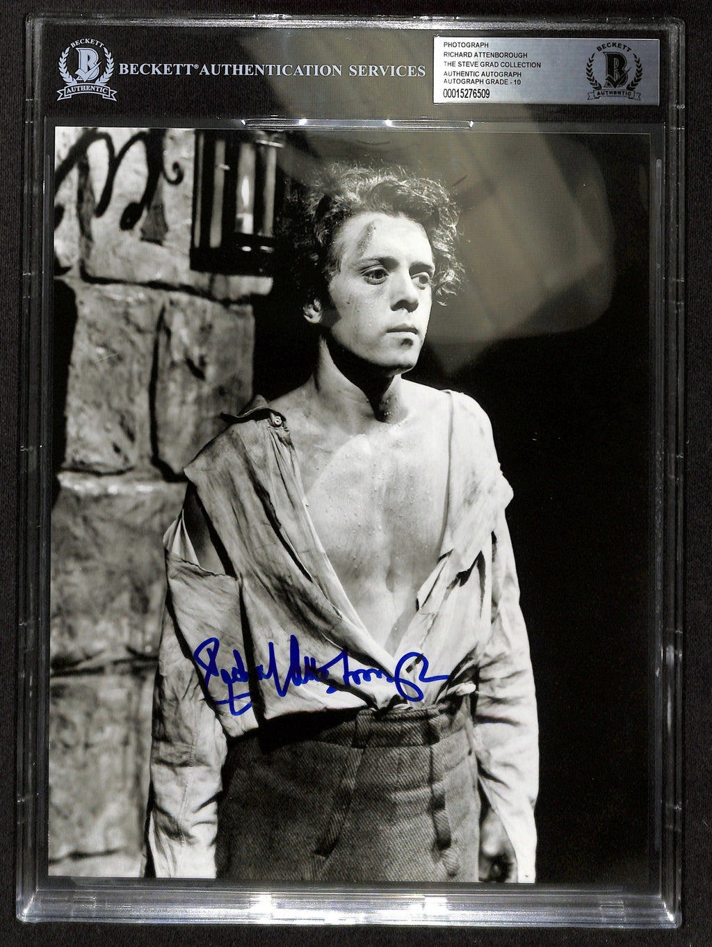 Richard Attenborough Signed Photo 8x10 BECKETT AUTO GRADE 100