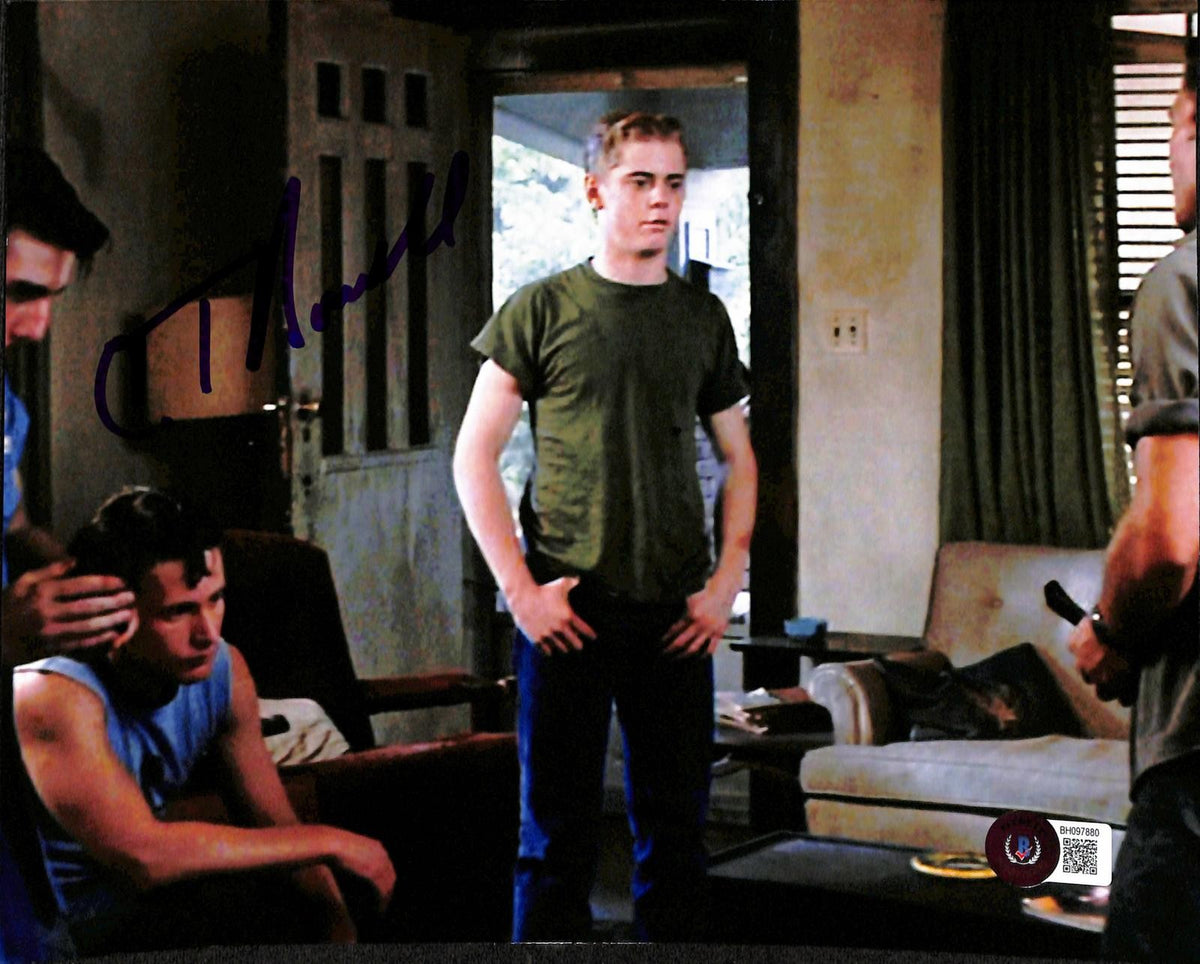 The Outsiders C. Thomas Howell Signed 8x10 Photograph BECKETT0
