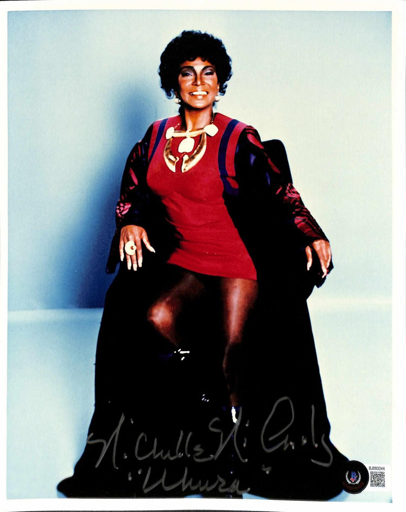 Nichelle Nichols Signed Star Trek "Uhura" Photo 8x10 Beckett Authenticated0