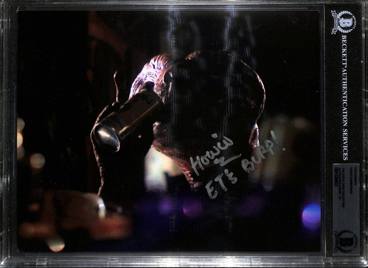 Howie Hammerman Signed ET Photo "Burping" BECKETT0