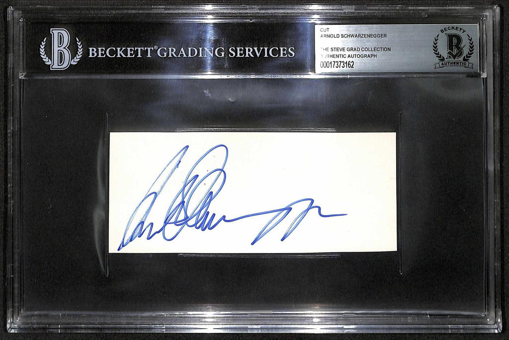Arnold Schwarzenegger VINTAGE Signed Cut 1988 Beckett Slab0