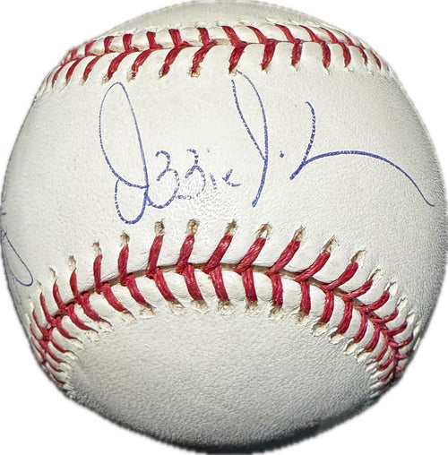 2005 White Sox Team Signed 4x Sigs 2005 World Series Baseball Beckett1