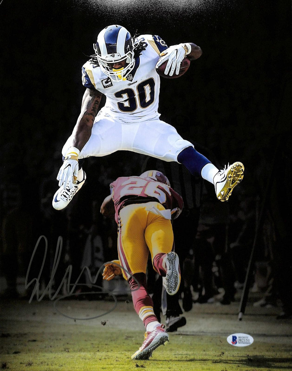 Todd Gurley Signed Rams 11x14 Photo Beckett Witnessed COA0