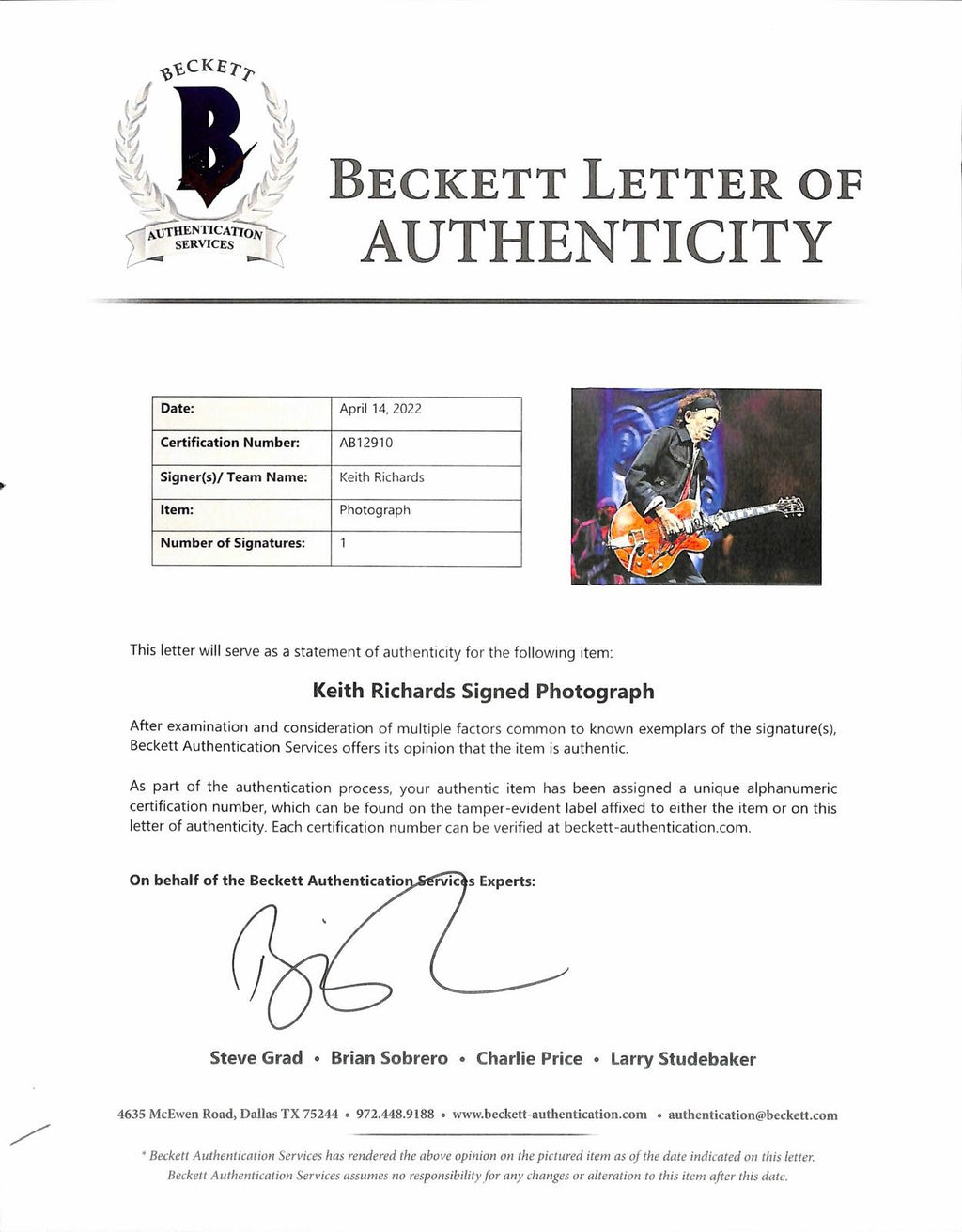 Keith Richards Signed Concert Photo 11x14 BECKETT1