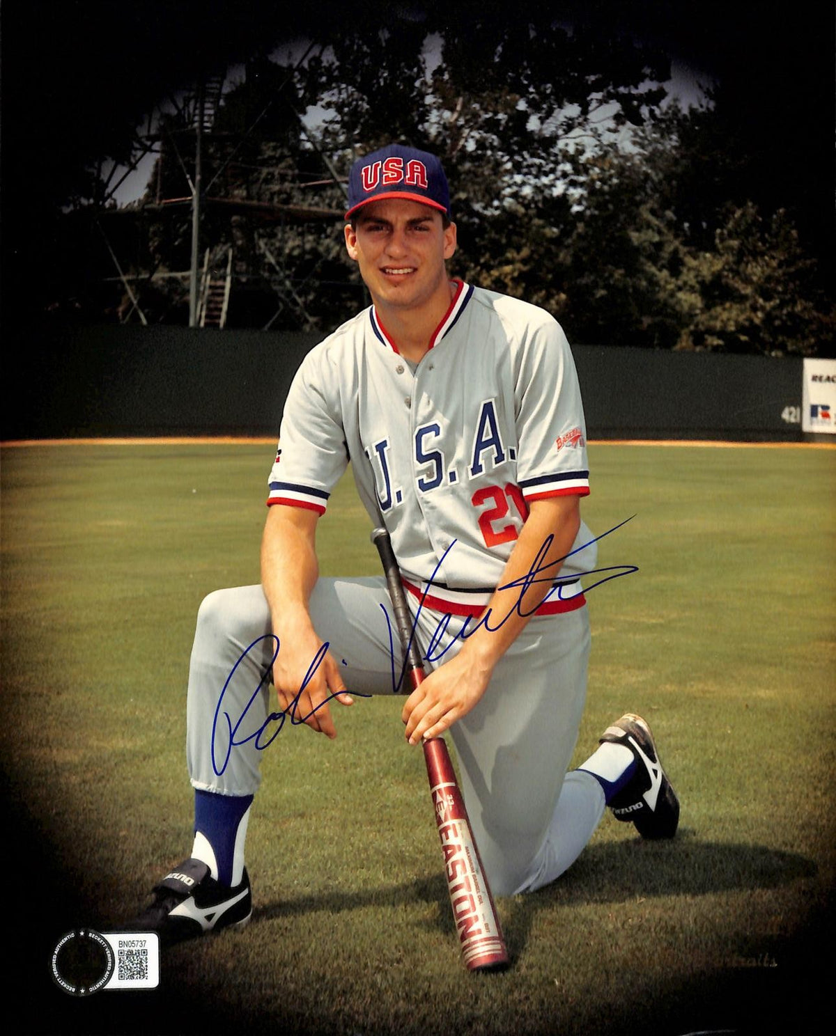 Robin Ventura Signed Team USA 8x10 Baseball Photo Beckett BAS0