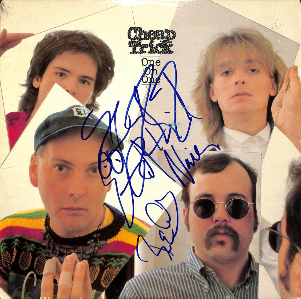 Cheap Trick Signed 'One on One' Album Beckett LOA0